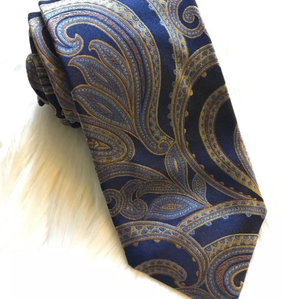 Astor & Black Custom Clothiers Tie Blue Paisley